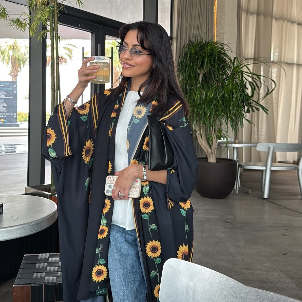 Dubai Cardigan Robe Kleid mit  – Street Fashion Dubai Bewertung und Preis