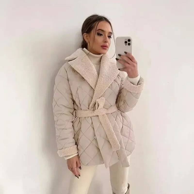 Elegante Gesteppte Jacke mit K – Street Fashion England Bewertung und Preis