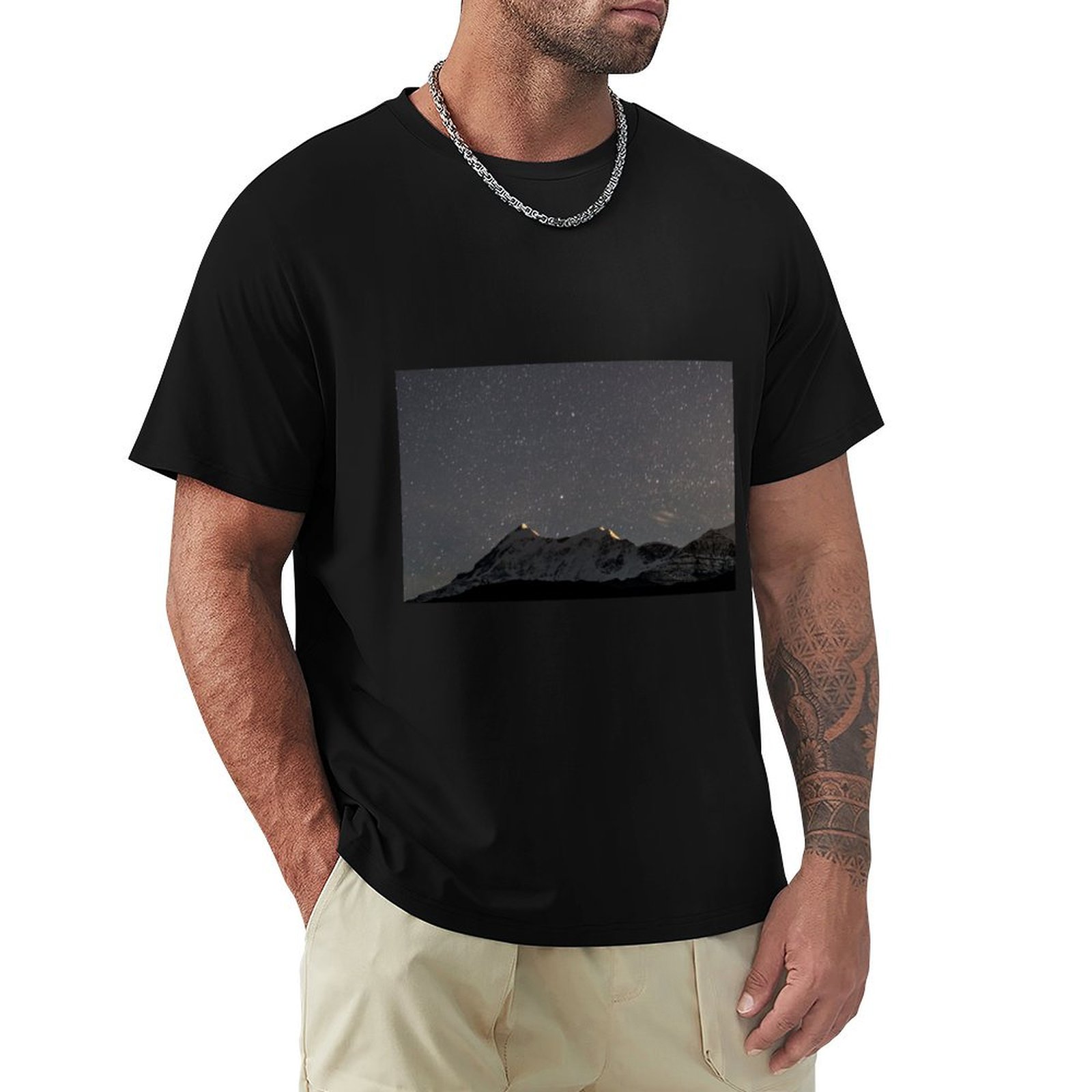 Trishul-Sternbildschwänze aus  – Street Fashion India Bewertung und Preis