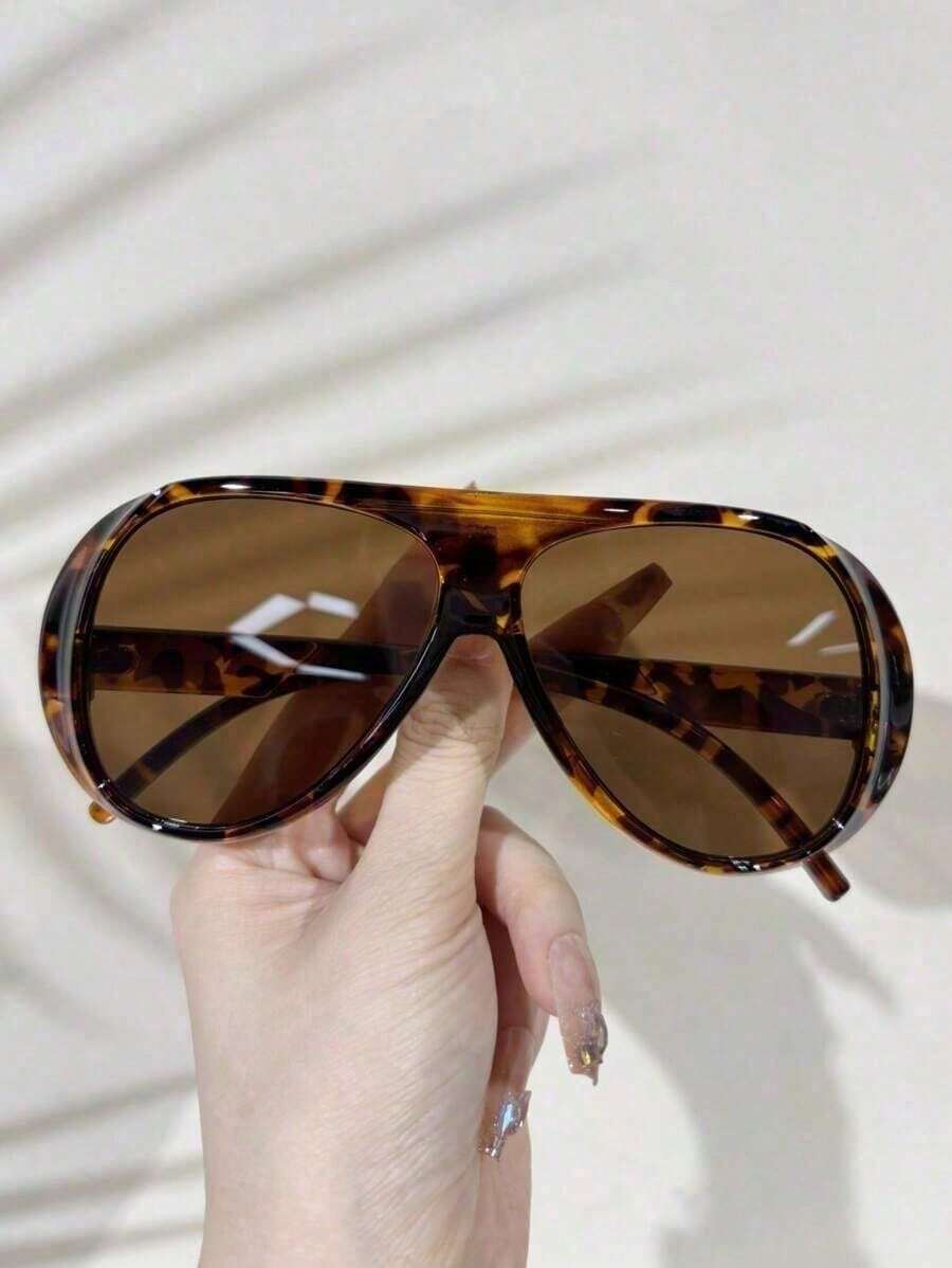 1 Stück brandneue Retro-Design – Street Fashion Brand Bewertung und Preis